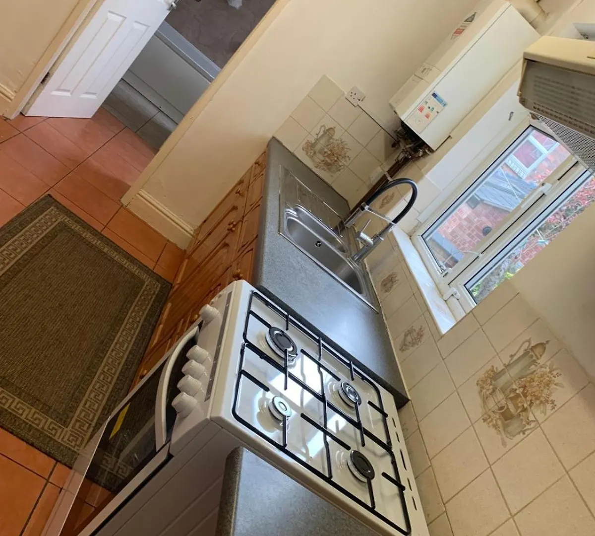 4 Bedroom Holiday House In Lenton Nottingham 0*,  United Kingdom